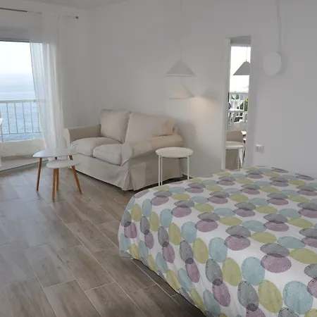 Bright By The Sea Apartment