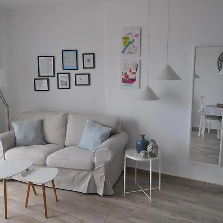 Bright By The Sea Lägenhet *