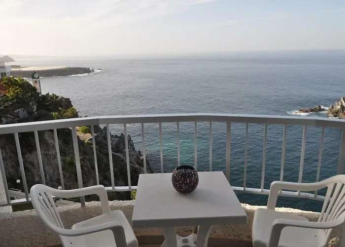 아파트 Bright By The Sea